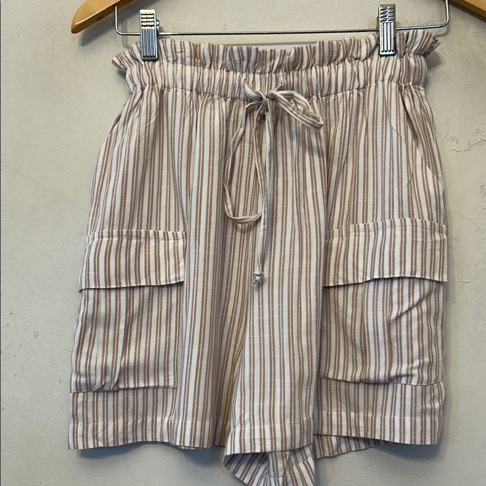 And Now This tan and white striped tie waist shorts Size XS EUC